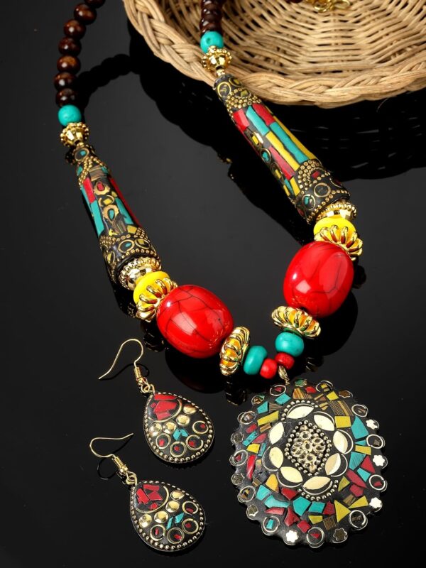 Latest Stylish Traditional Tibetan Pendant Necklace Jewellery Set for Women - Image 2