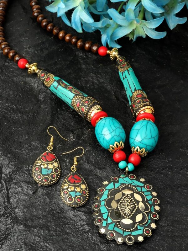 Latest Stylish Traditional Tibetan Pendant Necklace Jewellery Set for Women - Image 3