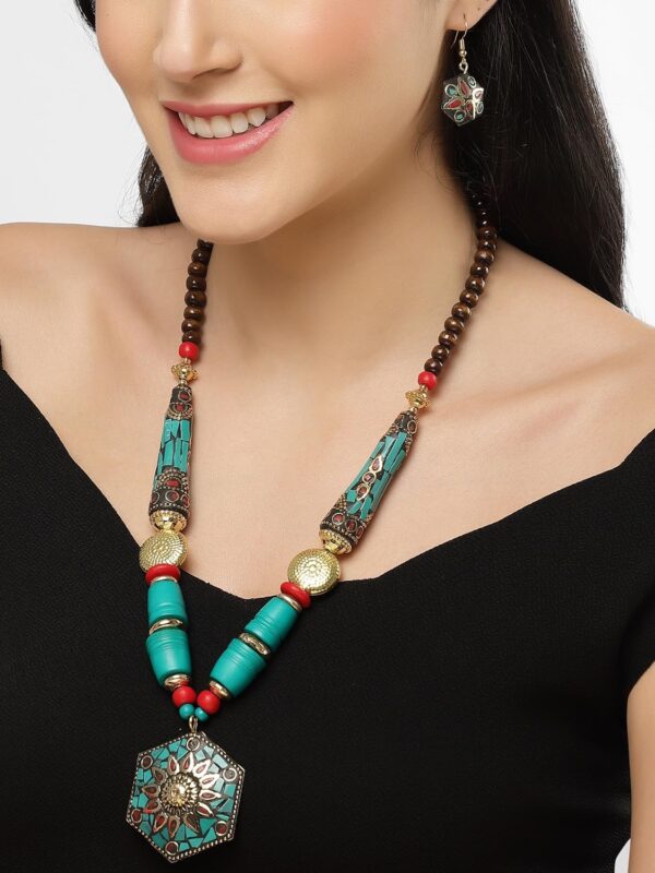 Latest Stylish Traditional Tibetan Pendant Necklace Jewellery Set for Women - Image 4