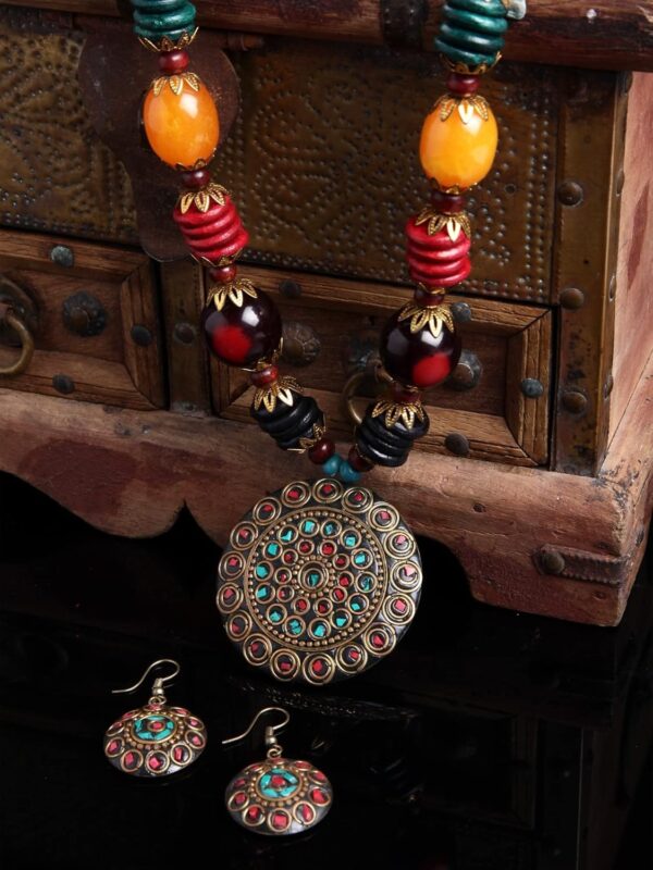 Latest Stylish Traditional Tibetan Pendant Necklace Jewellery Set for Women - Image 2