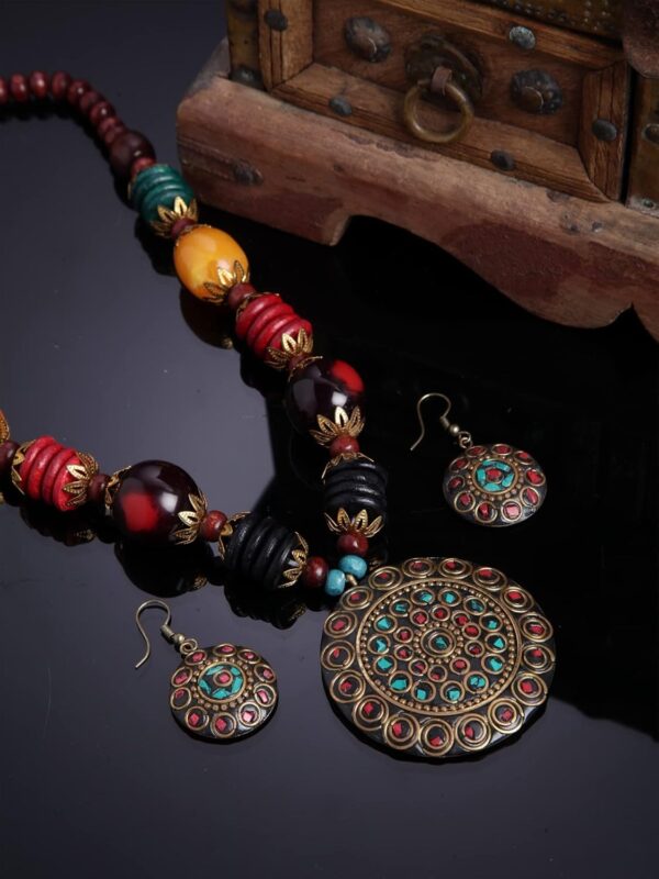 Latest Stylish Traditional Tibetan Pendant Necklace Jewellery Set for Women - Image 3